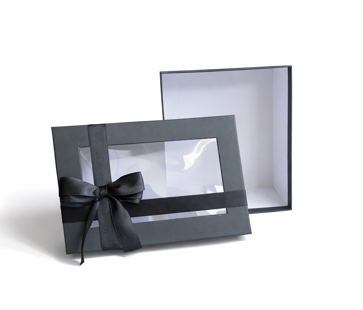 Black gift box + ribbon bow